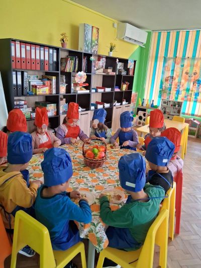 Тема: „Плодова салата“ - ДГ Незабравка - Мизия