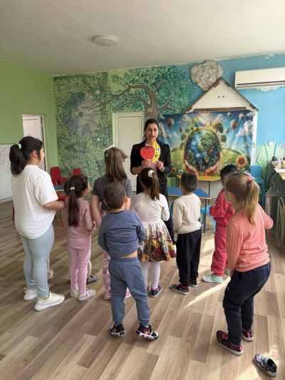 Тема: „Малки готвачи: Плодова салата“ - ДГ Незабравка - Мизия