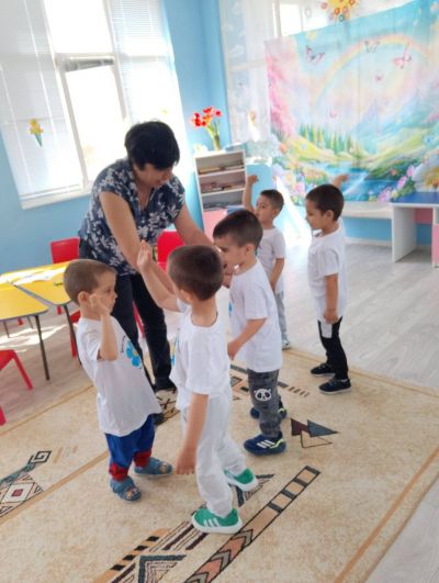Тема: "Приятели сме ние" - ДГ Незабравка - Мизия