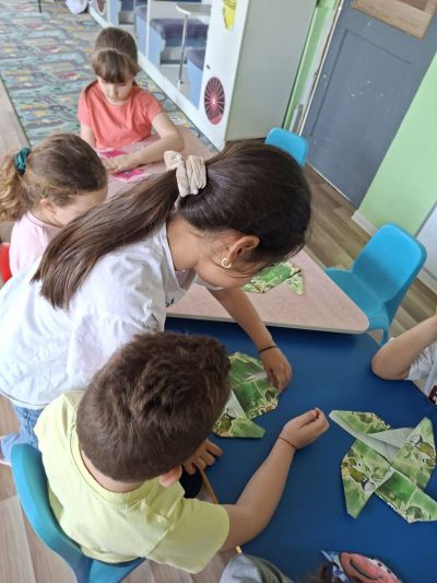 Тема: "Оригами мелница от салфетки"  - ДГ Незабравка - Мизия