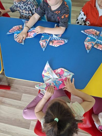 Тема: "Оригами мелница от салфетки"  - ДГ Незабравка - Мизия