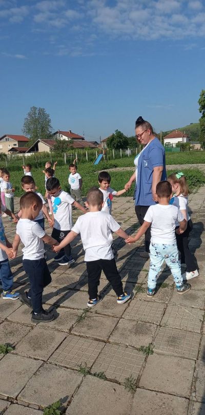 "Ведрина за всички", група "Мечо пух", основна сграда - ДГ Незабравка - Мизия