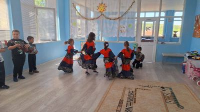 Проект ЦОИДЕУМ, клуб "Традиции и ценности - семейство и роден край" през учебната 2024/2025 година - ДГ Незабравка - Мизия
